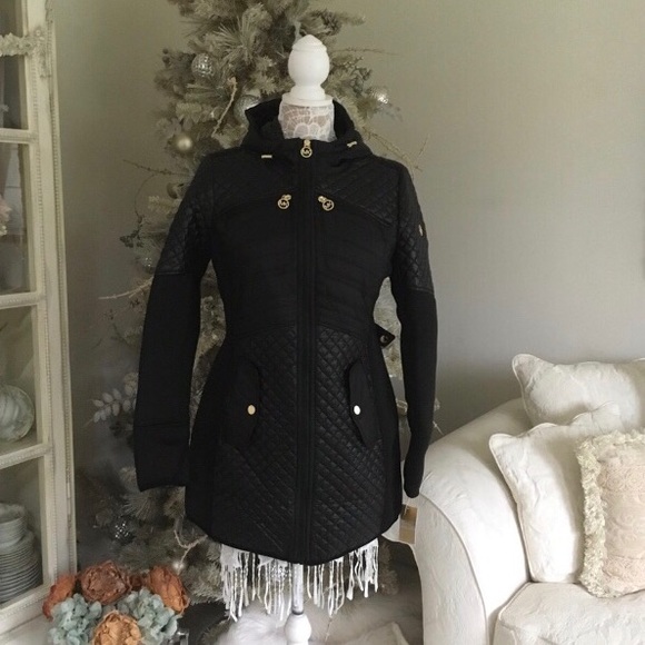 New! 😍MICHAEL KORS jacket -hood is not detachable - Picture 10 of 13